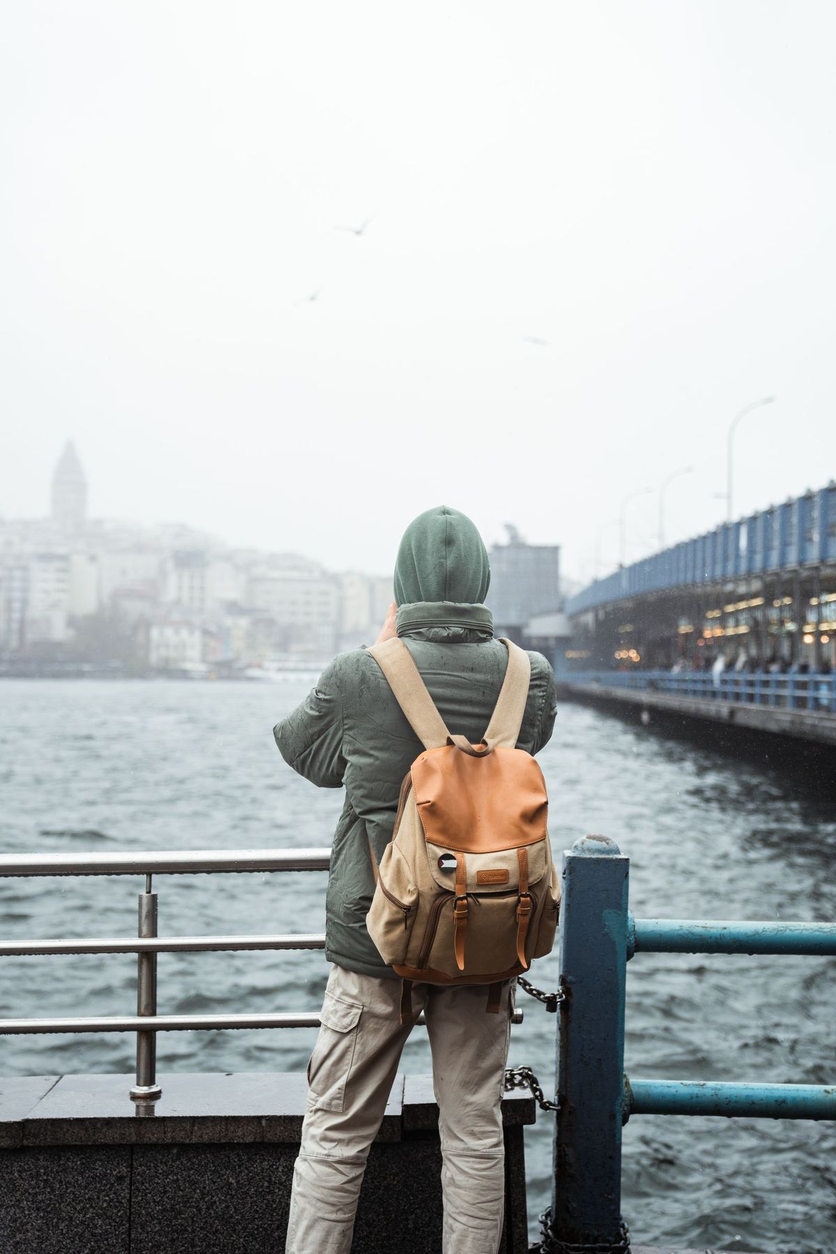 Voyager seul avec la meilleure application de visite