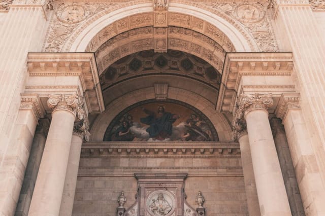 Une balade entre lieux de culte du centre – Budapest