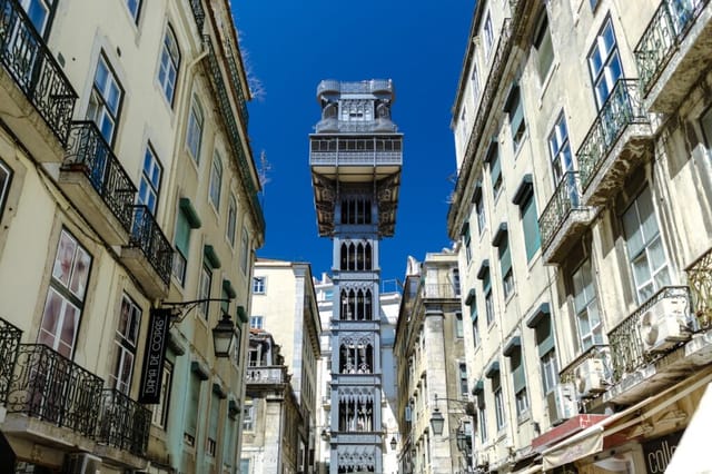 Ascenseur de la Gloire (Glória Lift) – Lisbonne