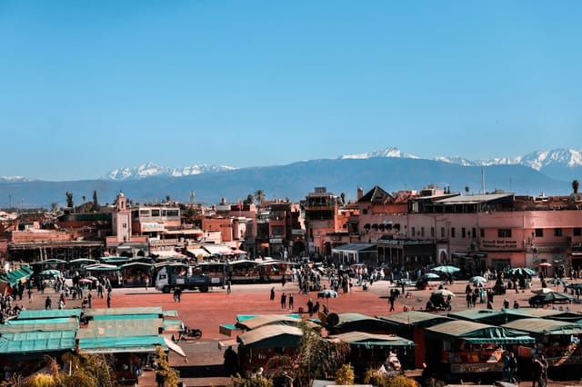 Dans les souks, épices et artisanat au fil des ruelles – Marrakech